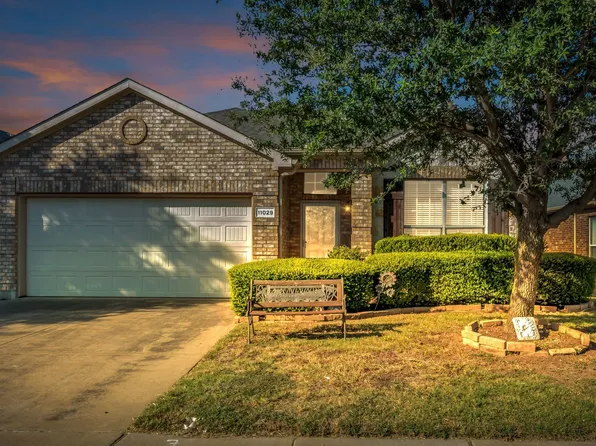 11029 Hawks Landing Rd, Fort Worth, TX 76115