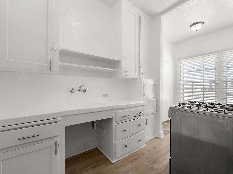 4144 W Adams Blvd #21A
