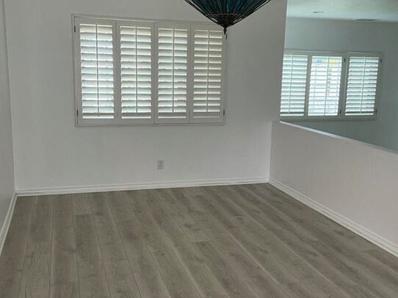 4th image of 1031 E Calle Ruiz