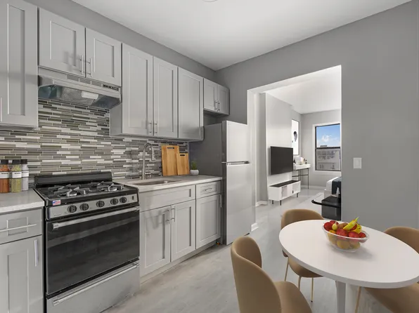 901 Dekalb Avenue image 1 of 4