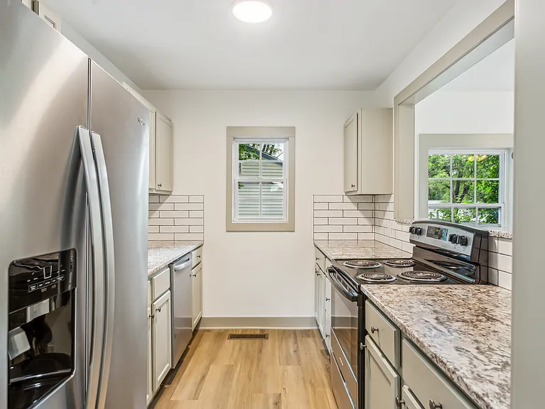 6543 N East Park View St — Photo 7
