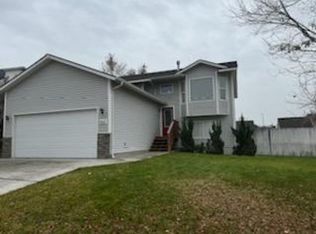 422 E Autumn Ave, Hermiston, OR 97838