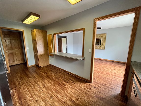 5th image of 354 Hunters Ln APT C