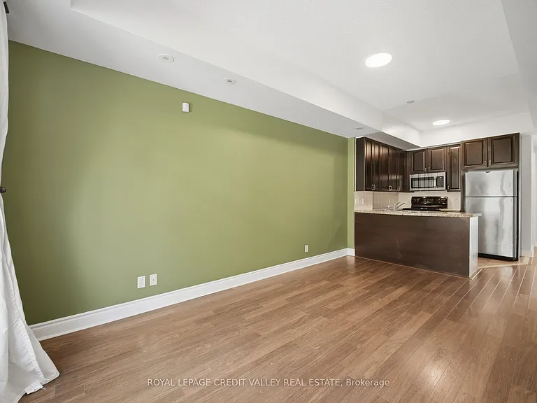 88 Carr St #Townhouse 21 — Photo 5