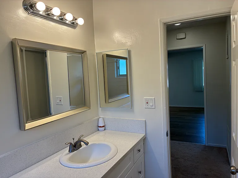 319 N Kenwood St #6 — Photo 19