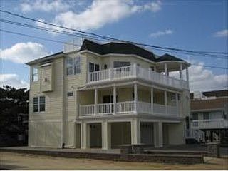 5th image of 5309 Long Beach Blvd #C