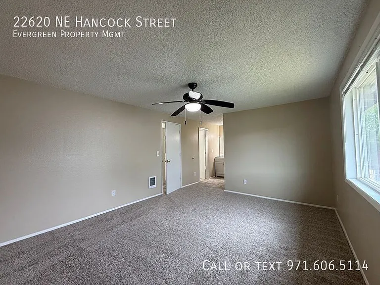 22620 NE Hancock St — Photo 23