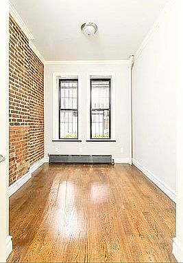 2nd image of 91 Perry St #2