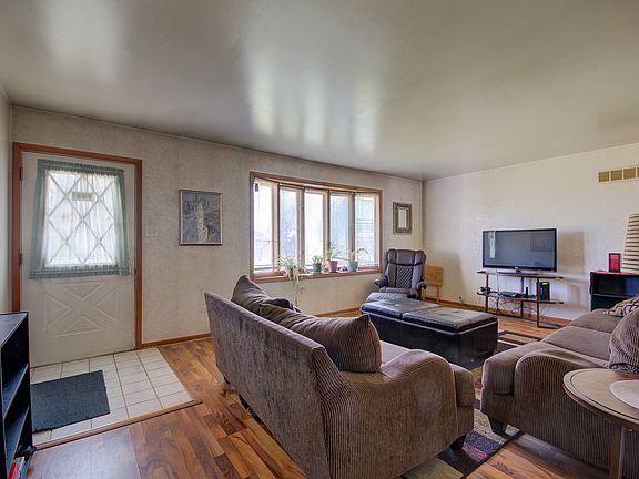 2nd image of 2907 Wake Island Dr