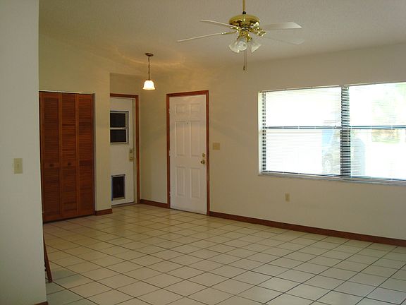 5th image of 5044 Plantation Dr