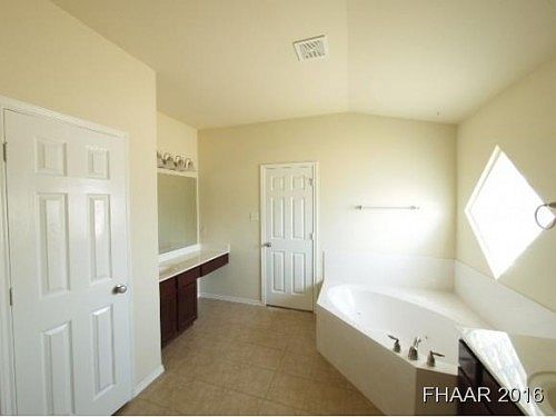 4th image of 2102 Ryan Dr
