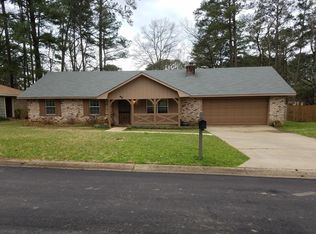 45 Pebble Hill Dr, Brandon, MS 39042