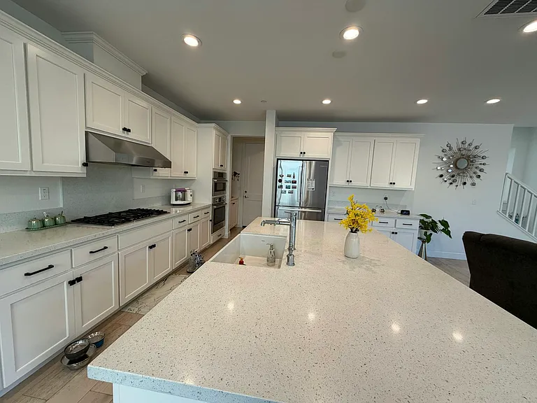 5889 Abbott St — Photo 4