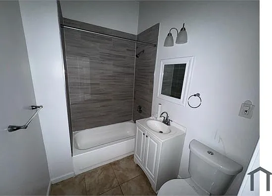 546 Prospect St #2 — Photo 4