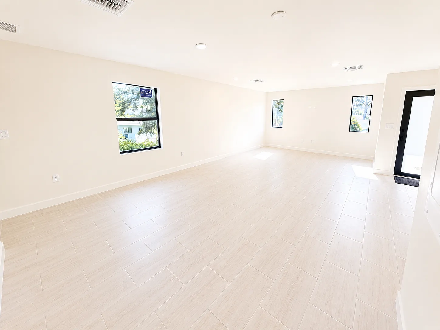 2 bed, 1282 sqft, $3,150 — Photo 3