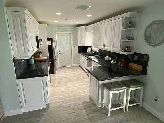 2nd image of 9431 Martinique Dr