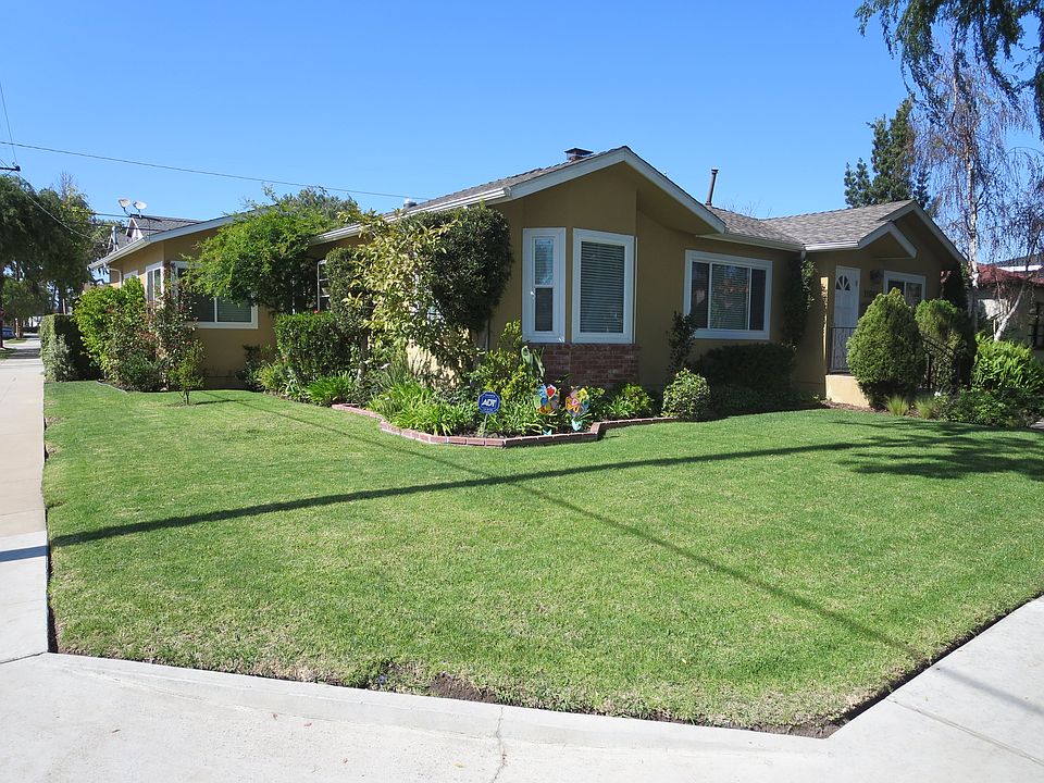 2nd image of 11061 Lindblade St