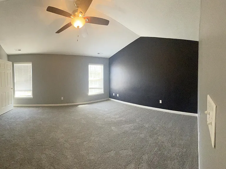3560 Park Crest Ln — Photo 6