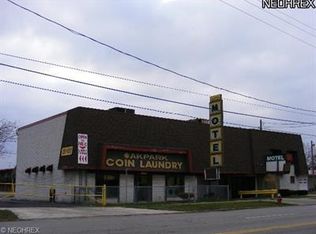 4755 Pearl Rd, Cleveland, OH 44109