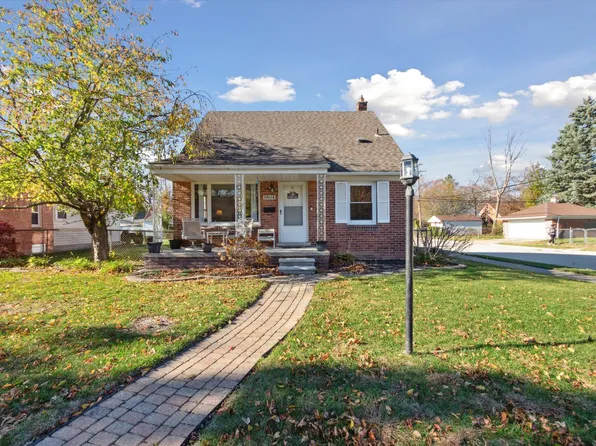 1504 Venice St, Dearborn, MI 48124