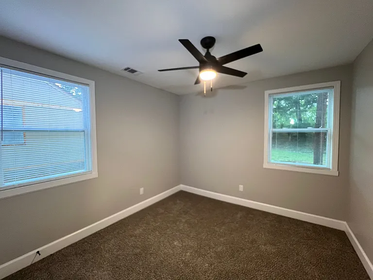 3026 Waynoka Ave — Photo 6
