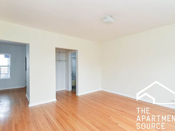 4th image of 2661 N Spaulding Ave APT 124