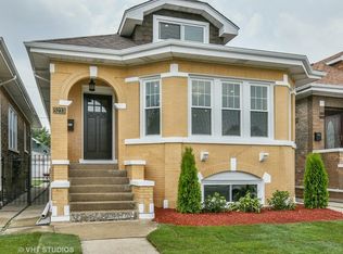 5233 W Barry Ave, Chicago, IL 60641