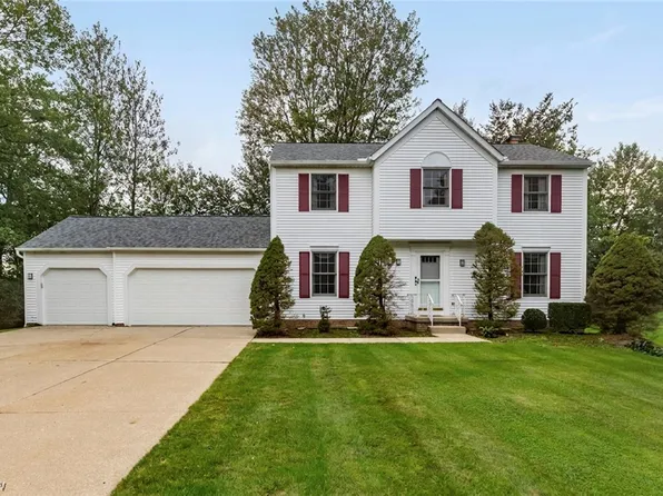 5920 Stephanie Ln, Solon, OH 44139