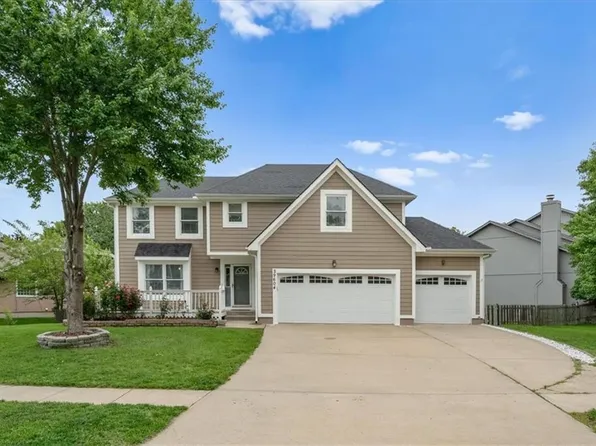 29604 W 185th St, Gardner, KS 66030