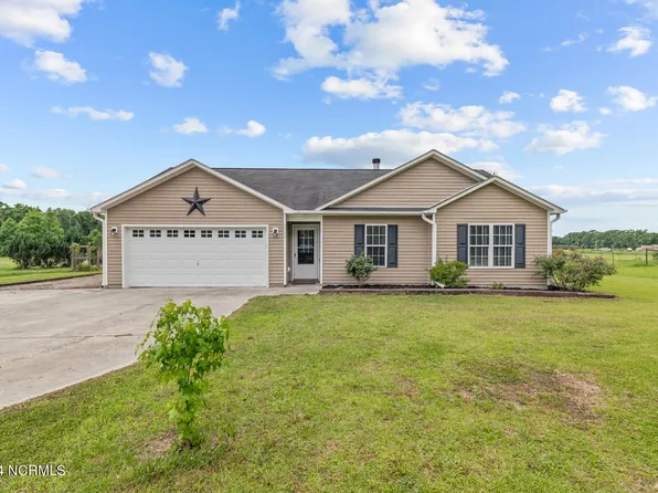 2329 White Oak River Road, Maysville, NC 28555