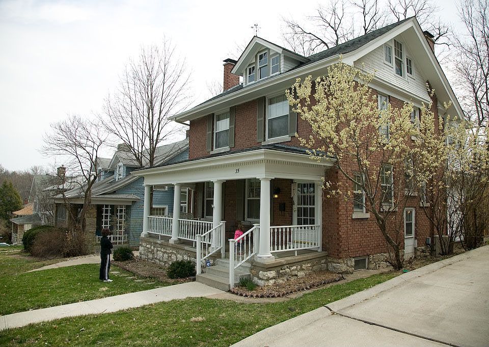 View of front looking Southeast