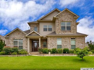 17 Walnut Cove Blvd SW, Huntsville, AL 35824