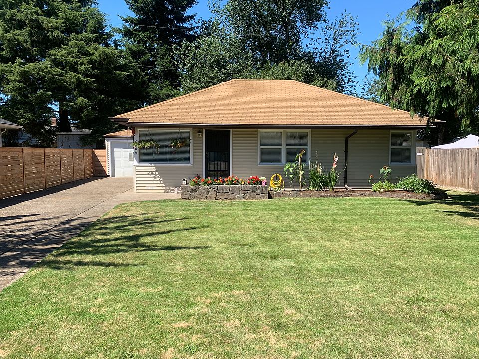 1st image of 2806 E 26th St