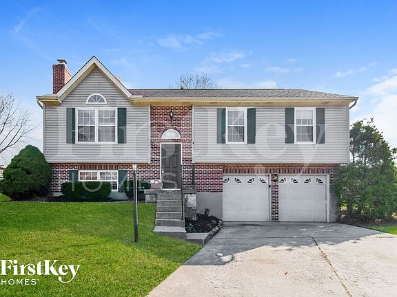 3rd image of 2214 Harmony Ct