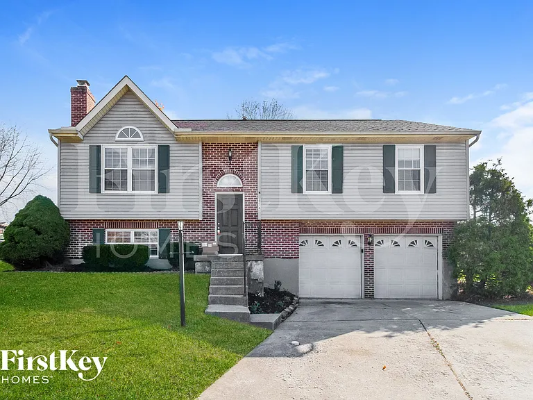 2214 Harmony Ct — Photo 3
