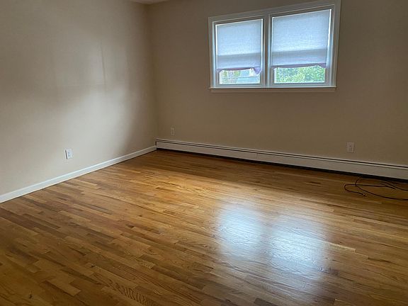 5th image of 0 Grand St