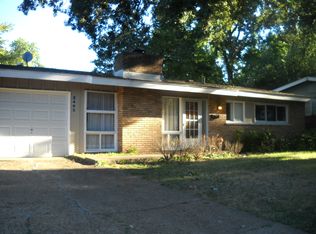 2405 Allen Dr, Florissant, MO 63033