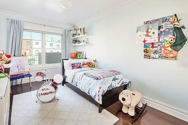 Sold by Town Residential | media 6