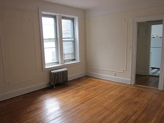 Rented by Realty 2000 Corp | media 3