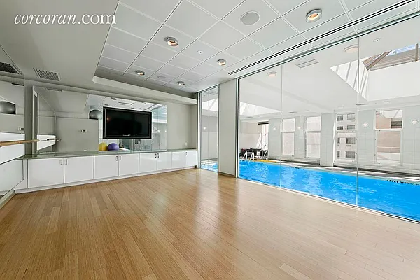 Rented by Corcoran | media 23