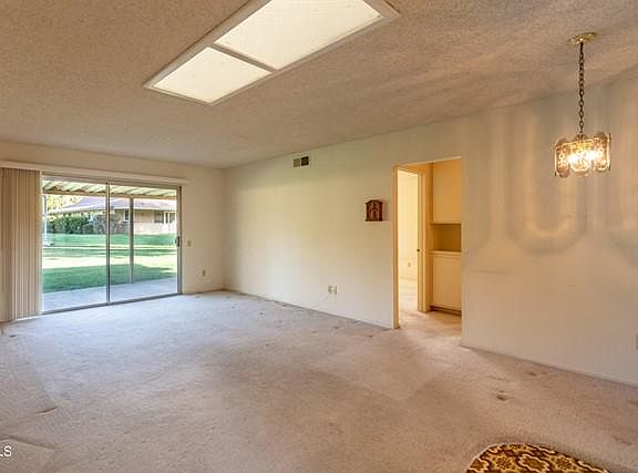 4th image of 11115 Village 11