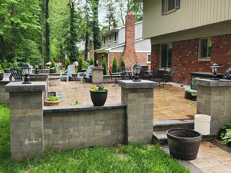 48124 Liberty Dr — Photo 33