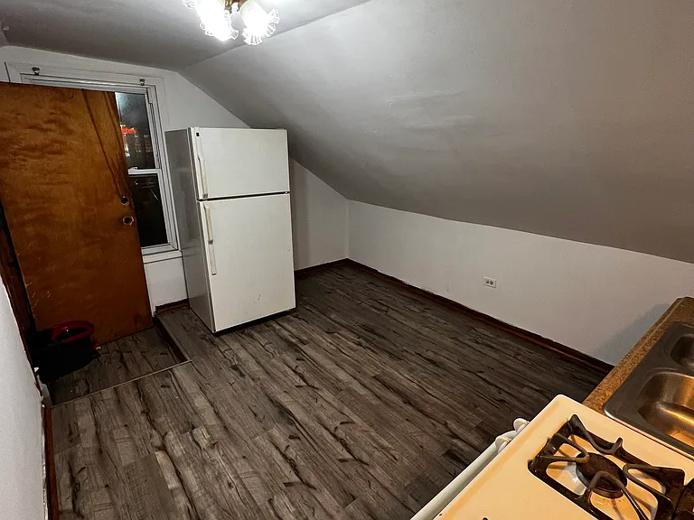 4349 S Komensky Ave — Photo 7