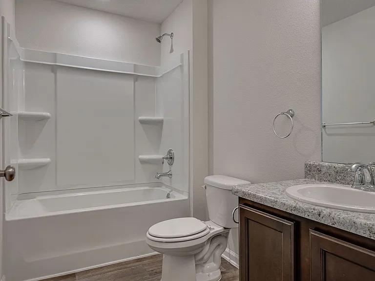 6401 Churchill Cir — Photo 15