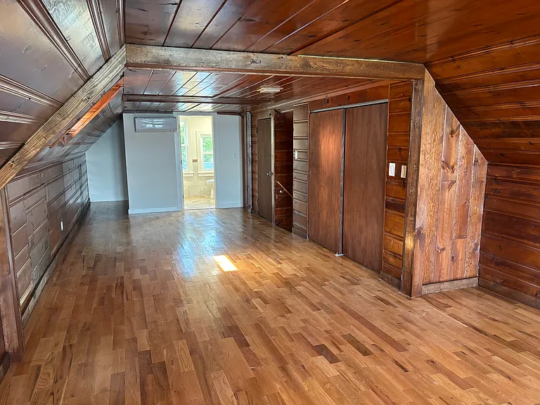 Bedroom #3 has Walk-in Closet