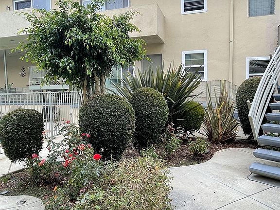 4th image of 11601 Gorham Ave APT 12