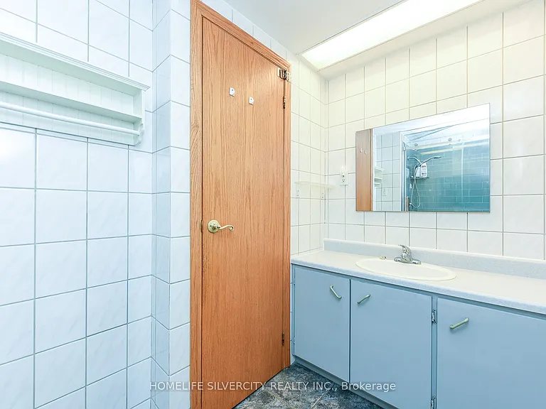 7378 Bybrook Dr — Photo 39