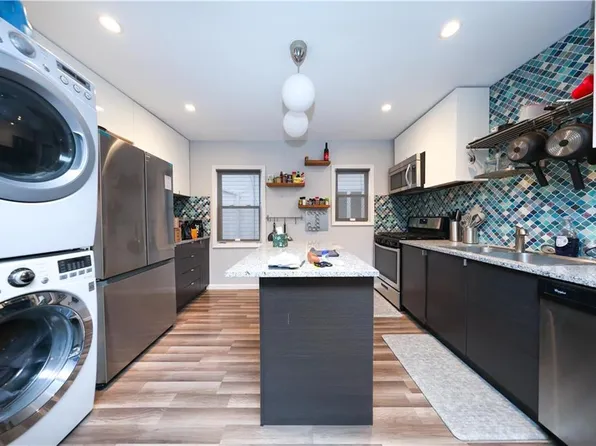 159-23 95th Street image 8 of 32