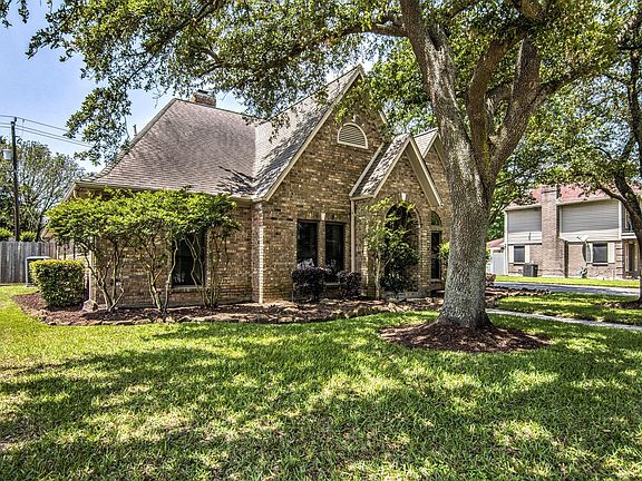 4th image of 429 W Forrest Ln