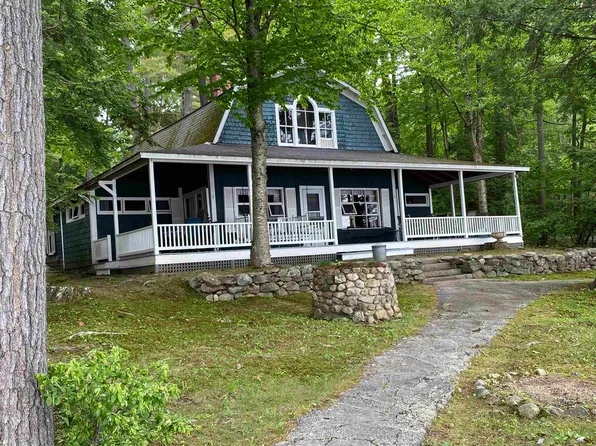 95 Mandalay Road, Wolfeboro, NH 03894